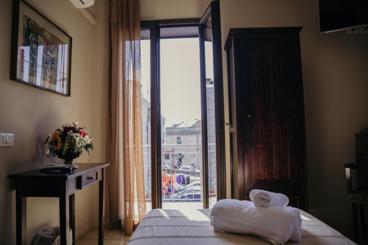 Le Antiche Colonne Bed and Breakfast Cinquefrondi Buitenkant foto