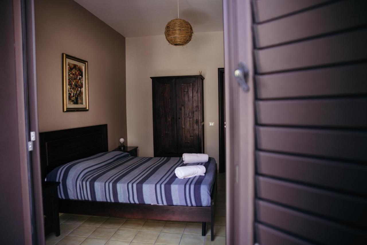 Le Antiche Colonne Bed and Breakfast Cinquefrondi Buitenkant foto